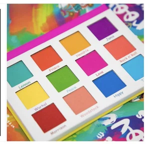 Paleta de sombras de ojos Italia Deluxe Love, Peace Groovy Shades  - Imagen 1 de 13