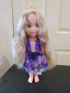 Bambola rapunzel aggrovigliata Disney 14". - Foto 1 di 1