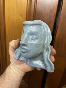 Art Deco Keramik Skulptur Frauenkopf 30er Rotkehlchen Ei blaue Glasur antik alt - Bild 1 von 8