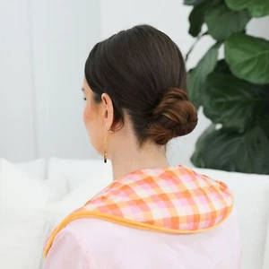 Wellness Check Neck Heat Pillow by Splosh - Bild 1 von 4