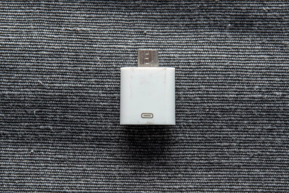 Adattatore da Lightning a Micro USB con certificazione MFi - Immagine 1 di 1
