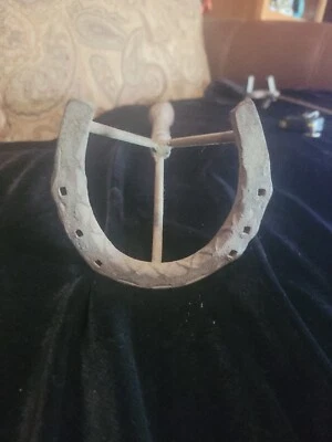 马蹄铁品牌铁 4x4 带 15 英寸手柄古董 — 第 1/4 张图片