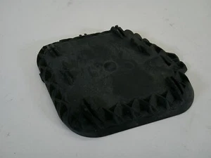 RENAULT MEGANE HEADLIGHT/HEADLAMP REAR DUST COVER PLASTIC TYPE 2009-2012 - Picture 1 of 9