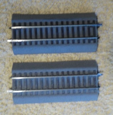 Roco LINE   42512   (Spur H0)  2 Stück   Gleis gerade   O 1/2   (C-Gleis)  A2 - Bild 1 von 2