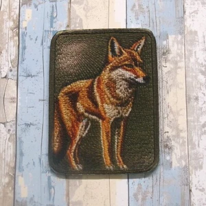 Coyote Iron-on Applique Animal Badge, Howling Wolf, Wildlife, Mountain, Animal - Picture 1 of 10