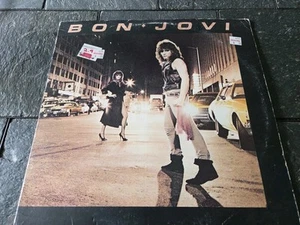 Bonn Jovi vinyl lp In Good Condition Cover Has Wear 1984 - Foto 1 di 2