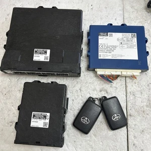Toyota ZVW 30 Prius Late Model Smart Key Computer Set from Japan - Picture 1 of 9
