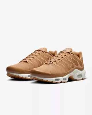 NEW Nike Air Max Plus Men's Multi Size Flax/Flax-Sail FZ8815-200 Fast Shipping - Image 1 of 4