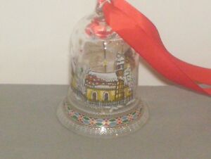 Hutschenreuther Niemcy Kryształowy dzwonek 1991 Boże Narodzenie Ornament Motyw kościoła w pudełku