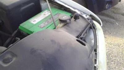 Used Washer Fluid Reservoir fits: 2002 Chevrolet Silverado 1500 pickup w/o low l - Image 1 of 2