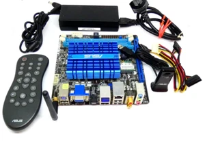 ASUS AT3IONT-I DELUXE Intel Atom CPU + IO Shield, Remote, SATA cabels and PSU - Picture 1 of 4