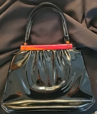 Винтажная дневная сумочка Garay 1960-е бакелитовая отделка запатентованный винил - этикетка, карманы - Изображение 1 из 4