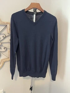 DANIEL HECHTER Paris Men’s 100% Extra Fine Merino Wool Navy Sweater Size S - Picture 1 of 8