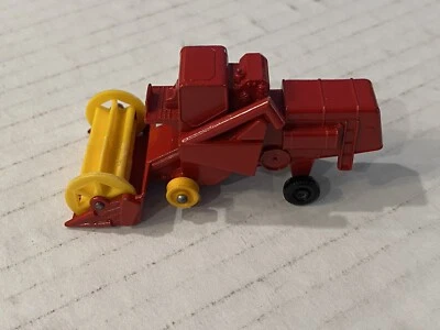 Matchbox Lesney No 65 Claas Combine Harvester Diecast 1:64 No Tires ENGLAND 1967 - Image 1 of 4