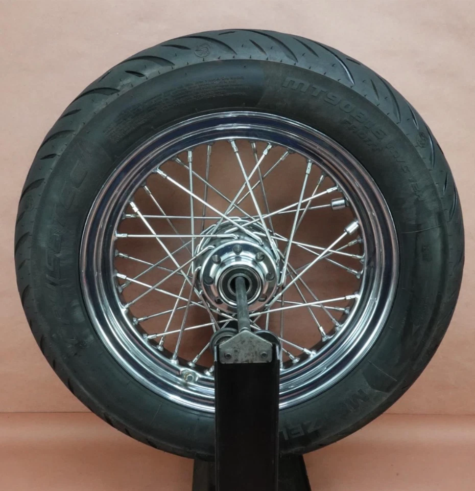 Llanta delantera Metzeler Harley Davidson Heritage Softail 2000-2011 FLSTC Foto 1 de 4