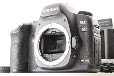 Canon EOS 5D Mark II 21.1 MP Digital SLR DSLR Camera *Excellent 21630shot* #4598 - image 1 of 4