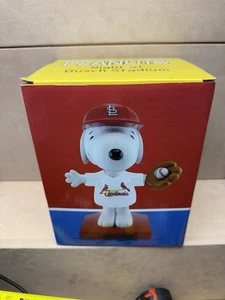 St. Louis Cardinals Snoopy Bobblehead SGA 2018 Peanuts Night At Bush Stadium - Imagen 1 de 6