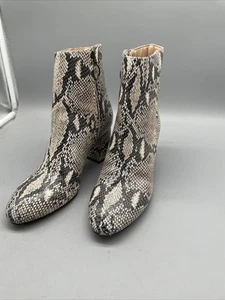 Able Wmns High Block heel Sz 9.5 Snakeprint Leather Zip Boot -Cmpst  Sole Brazil - Picture 1 of 24