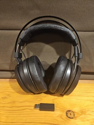 雷蛇 - Nari Ultimate 无线 7.1 游戏耳麦 适用于 PC,PS4 - 黑色 — 第 1/4 张图片