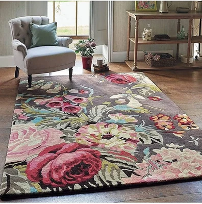 Floral Hand Tufted Carpet & Rug - Image 1 of 4