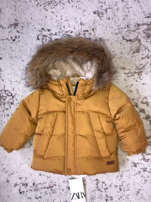 Nuevo Abrigo Zara Bebé Niño Amarillo Mostaza Forrado de Piel Parka con Capucha 9-12M Foto 1 de 4