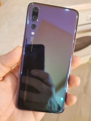 Huawei p20 pro 6+128Gb - Immagine 1 di 4