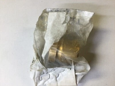 Brida de cojinete de eje de bomba de aceite OEM Polaris IQ RMK Dragon Shift 700 600 2007-2015 Foto 1 de 3