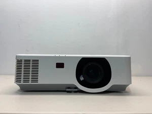 NEC NP-P554U 1920 x 1200 WUXGA Projector *NEW LAMP* 0 HOURS USED. - Photo 1/7