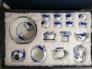 Neu chinesisches blau-weißes Porzellan-Volltee-Set 18 Stück & Box - Bild 1 von 12