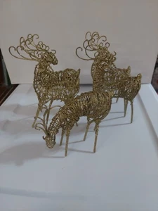 Glitter Gold Colored Metal Reindeer Figurines (Set Of 5) - Picture 1 of 5