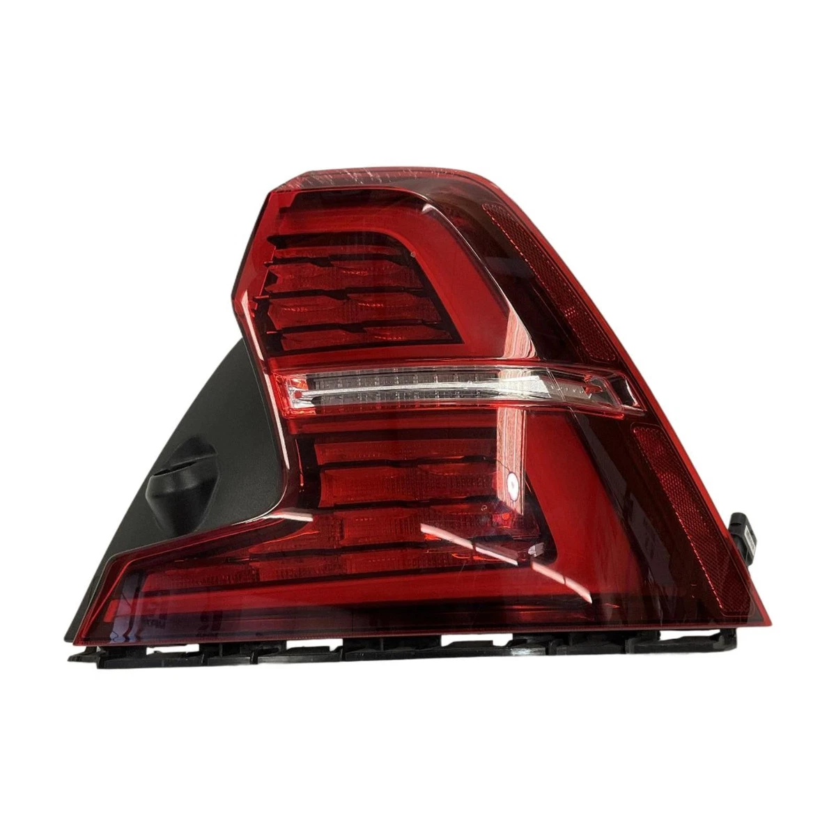 Left Rear Tail Light Assembly For 2005-2009 Volvo S60 - OEM #30655369, Halogen, Used
