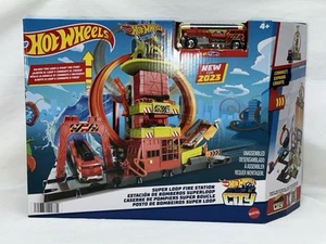 Hot Wheels City Fire Station Super Loop Playset Toy 1:64 Firetruck Scale Car New - Picture 1 of 11