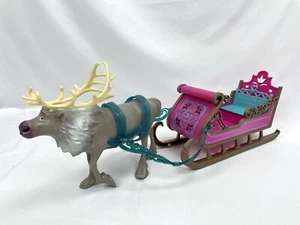 Disney Frozen Anna Elsa Royal Schlitten Schlitten Sven Rentier 2014 - Bild 1 von 10