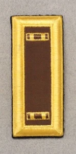 Army Shoulder Rank Straps 073 - Warrant Officer WO-2 (c.1956) - Male, single - Picture 1 of 2