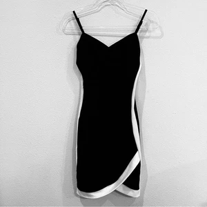 Almost Famous Black + White V-Neck Faux Wrap Spaghetti Strap Mini Dress - Medium - Picture 1 of 14