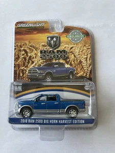 Greenlight 2018 Dodge Ram 2500 Big Horn Pickup Truck New Holland Blue 1:64 scale - Picture 1 of 3