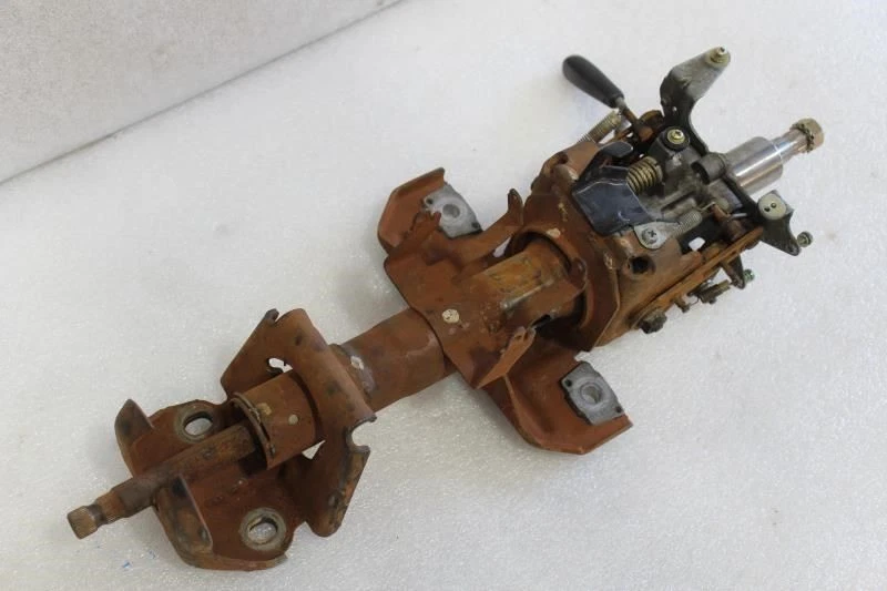 Toyota Land Cruiser 1992 columna de dirección con opción de inclinación (desnudo) Foto 1 de 4