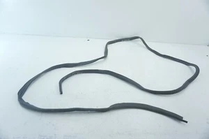  PORSCHE  928  ,  HATCH   RUBBER  SEAL  , OEM . - Bild 1 von 6