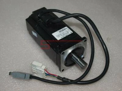 1PC USED Yaskawa Motor SGMAH-04AAF41 Tested In Good Condition - Image 1 of 4