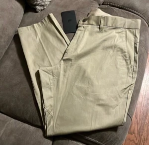 Neu mit Etikett Fabletics The High Side Chino klassische Passform Größe 35 x 30 - Bild 1 von 7