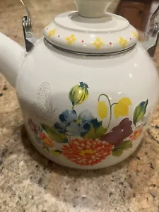 Pioneer Woman ~ Blooming Bouquet ~ 2-Quart Tea Kettle ~ Enamel on Steel ~ Floral - Picture 1 of 11