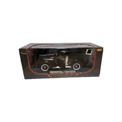 👉Signature Models 1:18 Scale Die Cast Metal 1936 Pontiac Deluxe Black  Stand C3 - Image 1 of 4