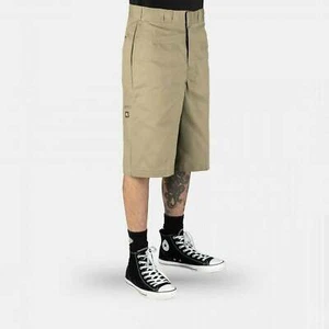 Dickies 13 Inch Loose Fit Multi Pocket Work Short Khaki - Picture 1 of 2