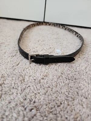 Cinturón negro pequeño Betsey Johnson Foto 1 de 4