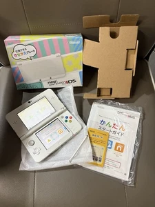 New Nintendo 3DS White Kisekae Plates Model Boxed Complete Japan Tested - Picture 1 of 20