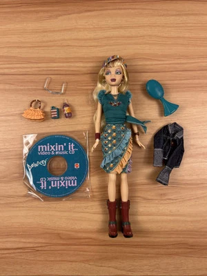 2003 Mattel Barbie Doll My Scene Hanging Out Introducing Delancey With CD - Image 1 of 4
