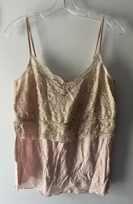 CAMISOLA REGATA ANTHROPOLOGIE ELOISE BLUSH/CREME FORRADO FLORAL RENDA - TAMANHO GRANDE - Imagem 1 de 4