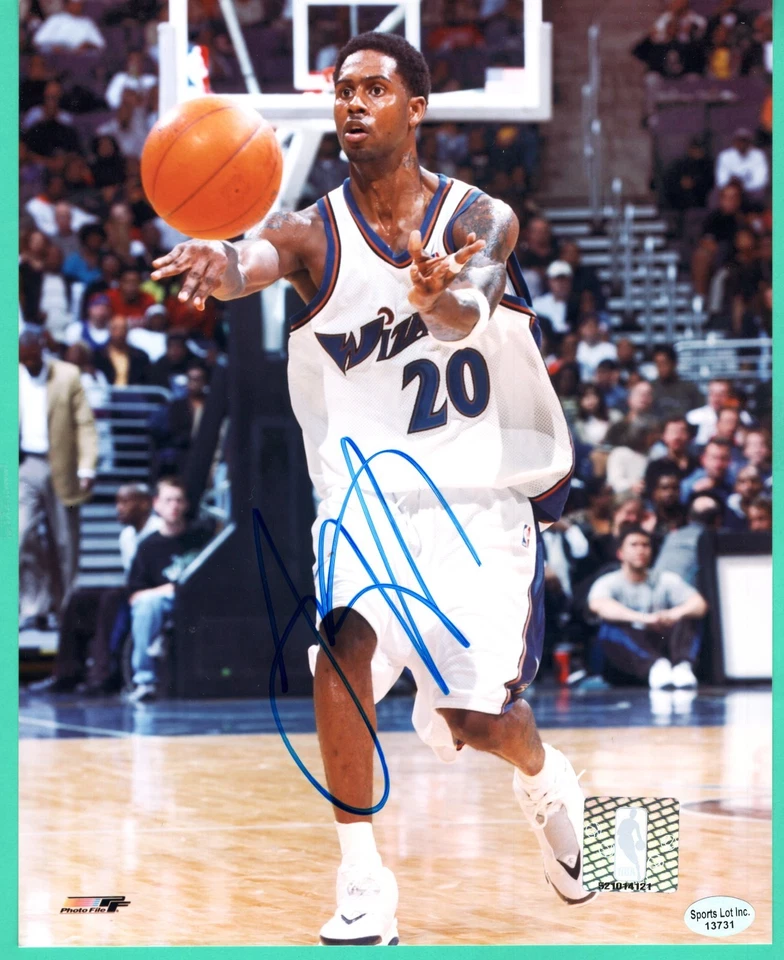 Foto autógrafa firmada a mano de Larry Hughes Washington Wizards 8x10 certificado de autenticidad holograma de la NBA Foto 1 de 1