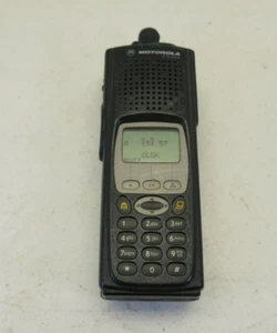 Motorola XTS5000 Full Keyboard VHF Radio, H18KEH9PW7AN - Zdjęcie 1 z 9