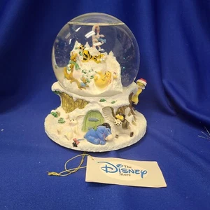 Disney~ POOH'S WINTER WONDERLAND SNOW GLOBE w/Music  6 " tall ~ LN - Picture 1 of 6